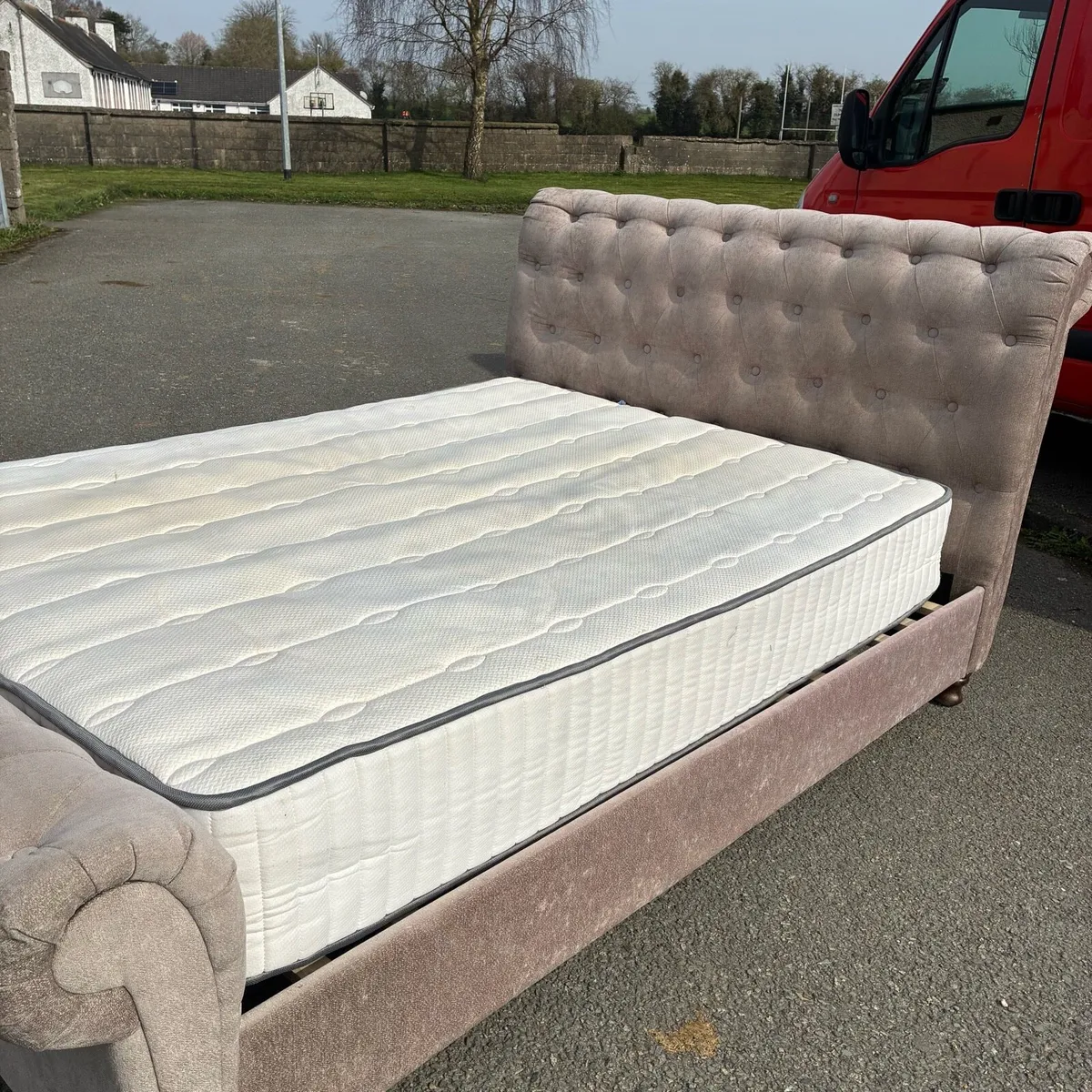 Fab! 5ft King bed frame & Mattress - Image 4