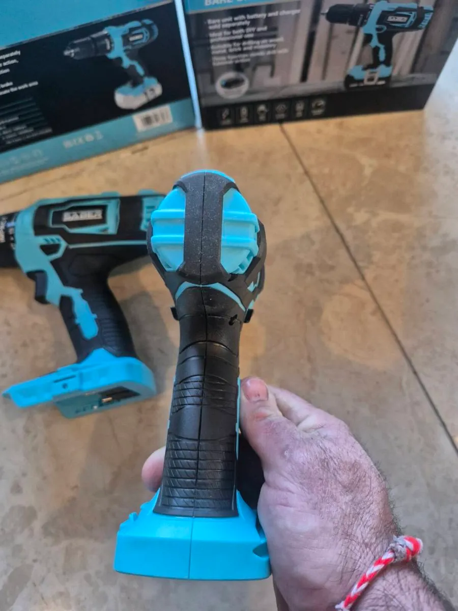 JOBLOT 2 BRAND NEW SAMER 18V CORDLESS COMBI DRILLS - Image 1