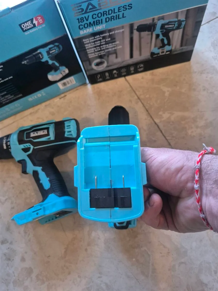 JOBLOT 2 BRAND NEW SAMER 18V CORDLESS COMBI DRILLS - Image 2