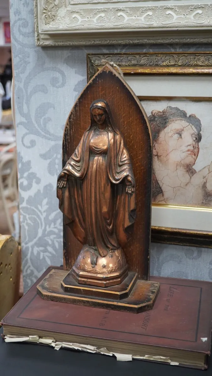 Vintage Madonna Wall Plaque - Image 1