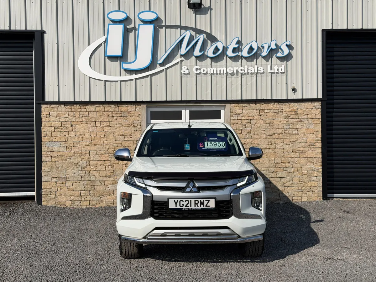 21 MITSUBISHI L200 2.3 DI-D 150 4WD BARBARIAN - Image 2