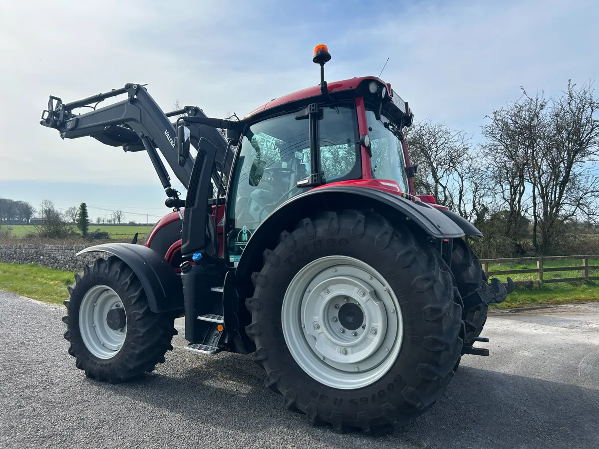 Valtra N175A - 660 Hours - Image 3