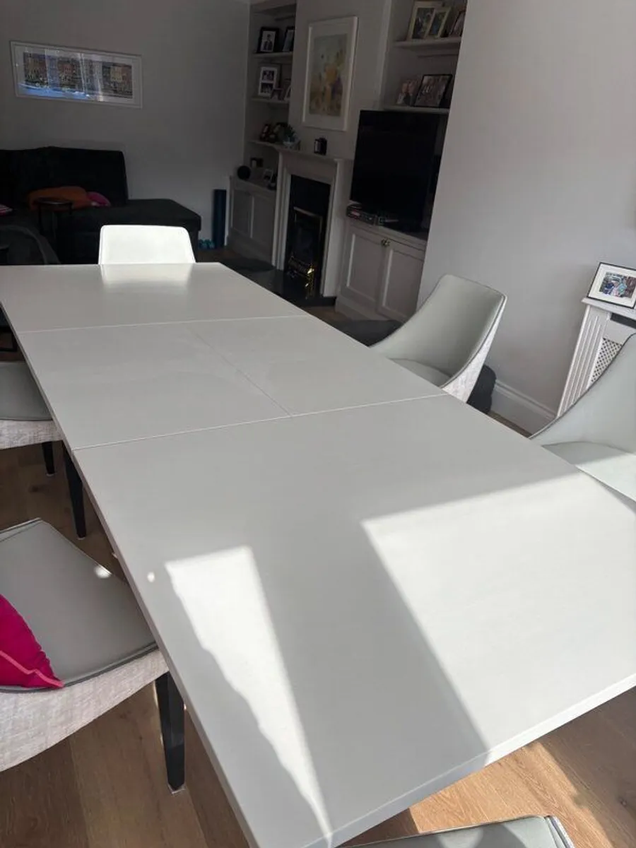 Kitchen table - Image 3