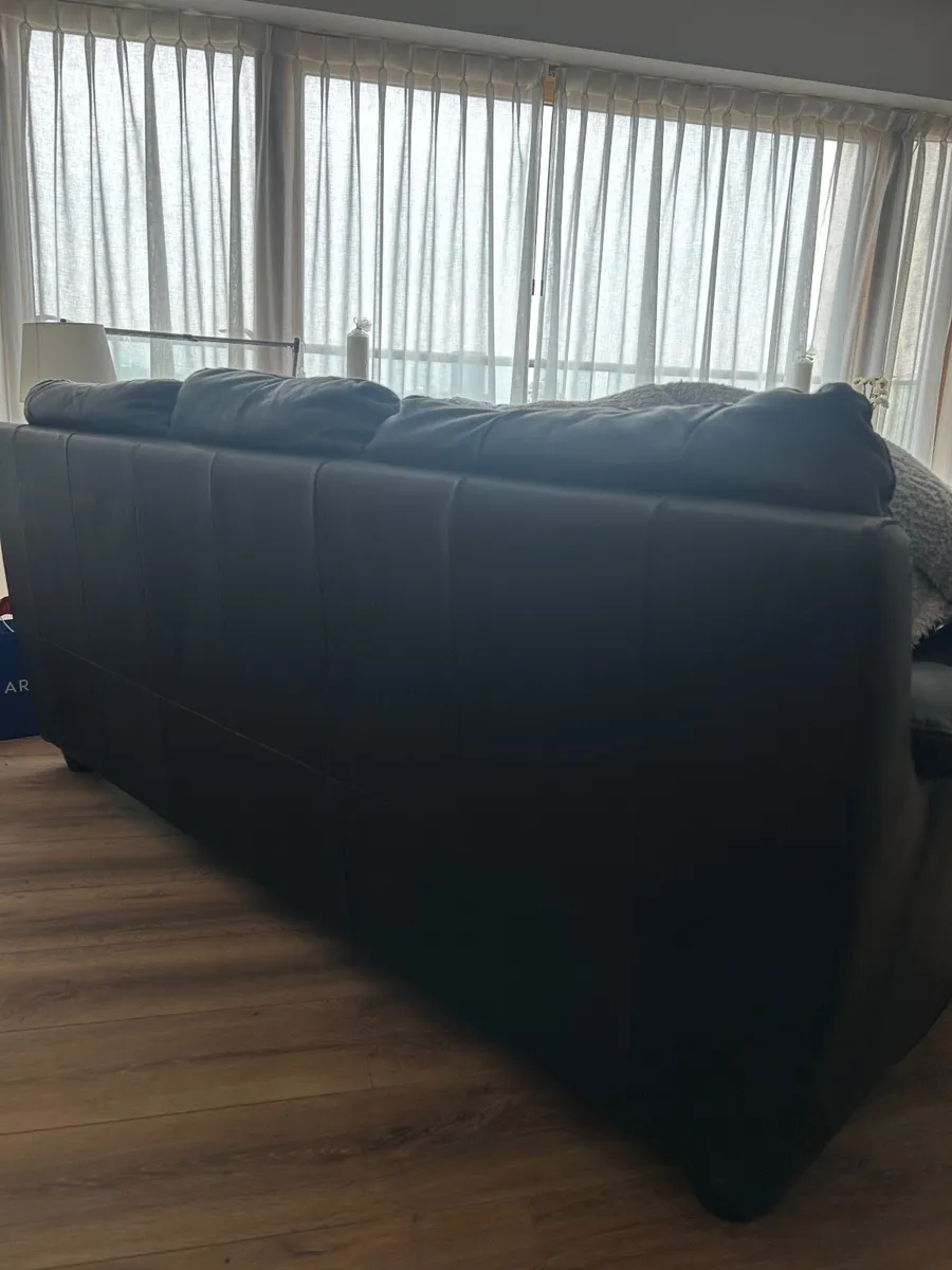 3 and 2 seater couch - Image 3