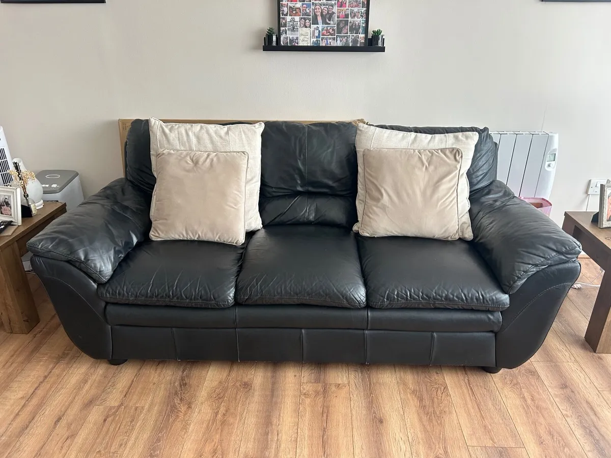 3 and 2 seater couch - Image 2
