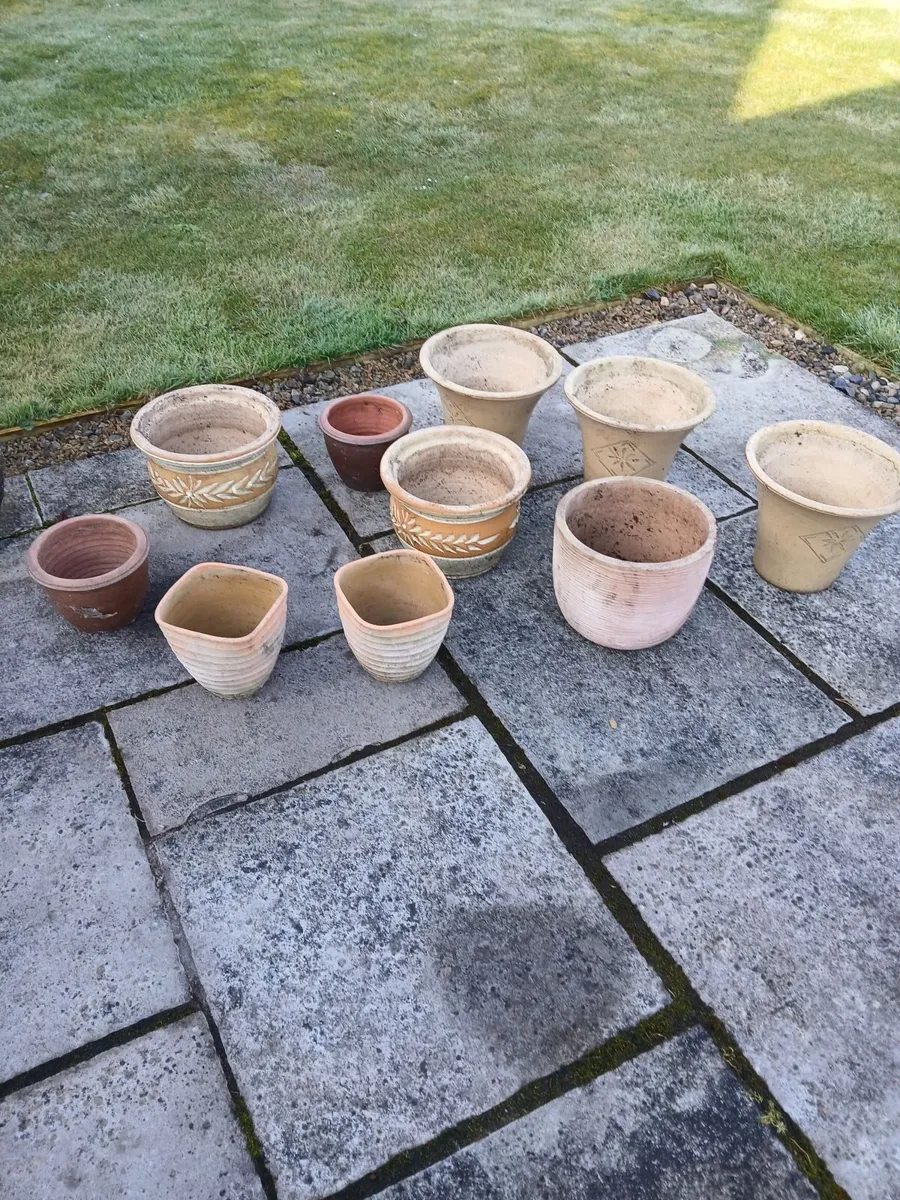 Garden pots