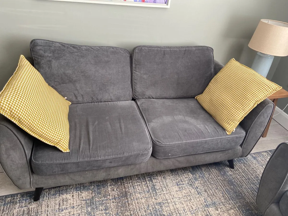 3 seat & 2 seat couch set - Image 2