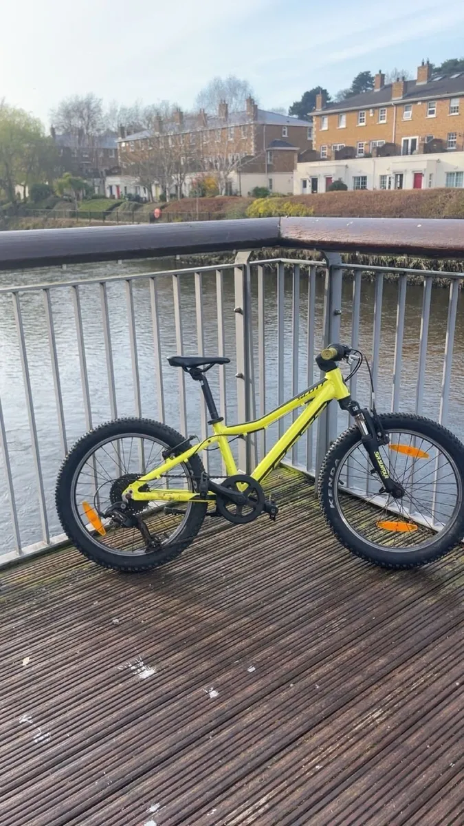 Scott Scale 20 Bike Yellow - Image 3