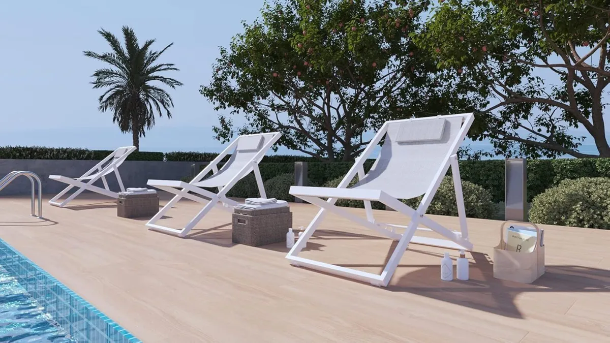 Newport lounger 3 Reclining seat with comfy - Image 2