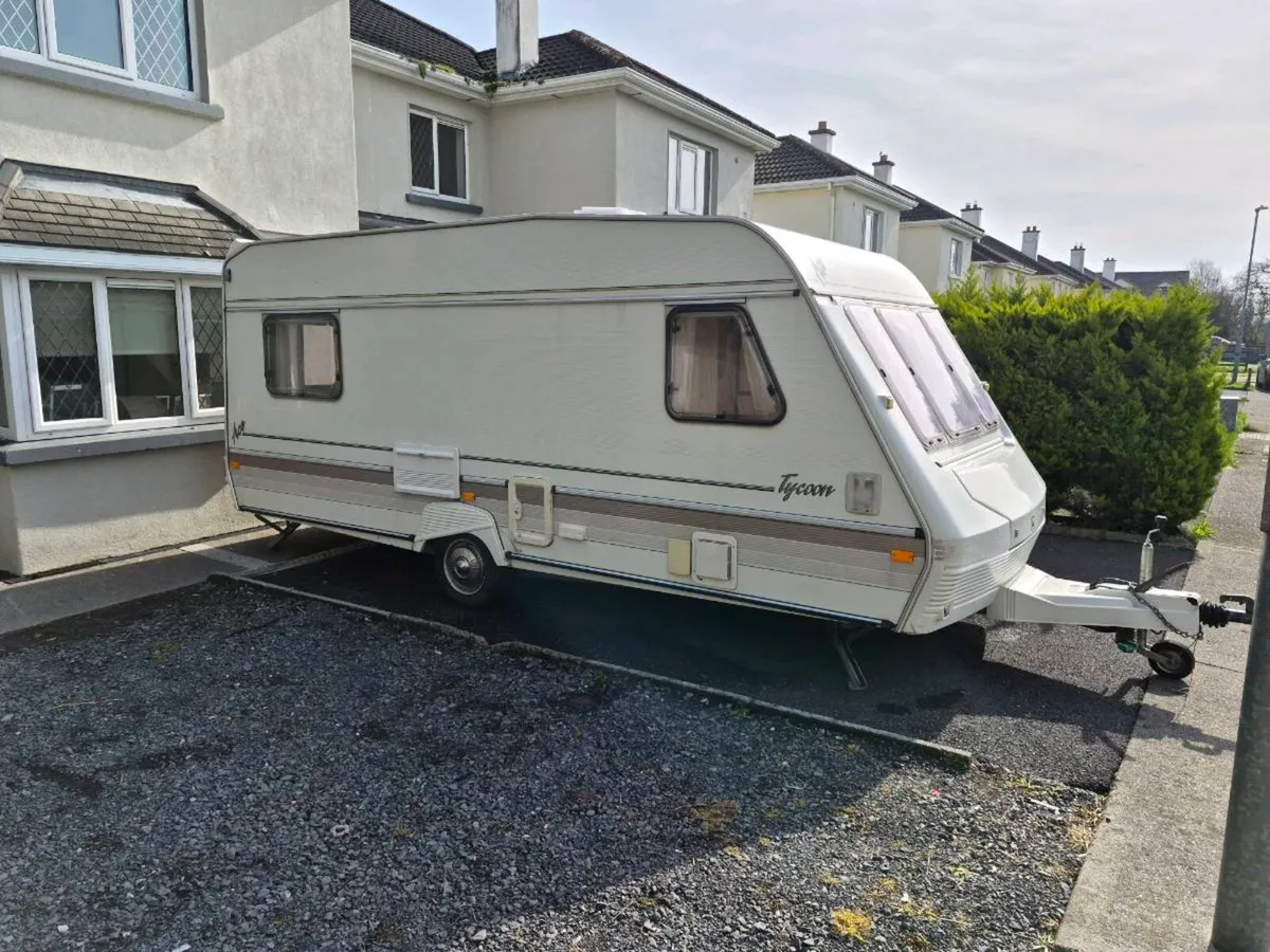 Caravan 5/6 Berth - Image 2
