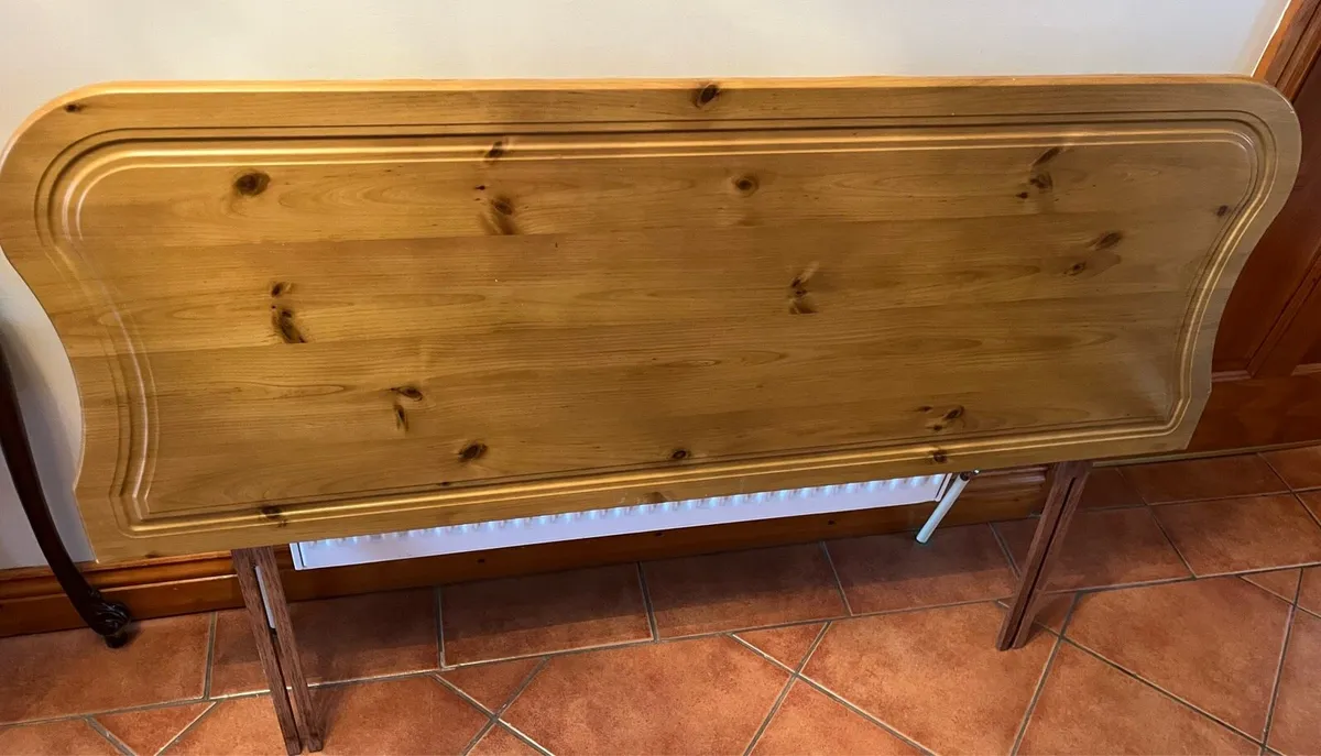 Headboard for Double Bed (4' 6" / 135cm) - Image 1
