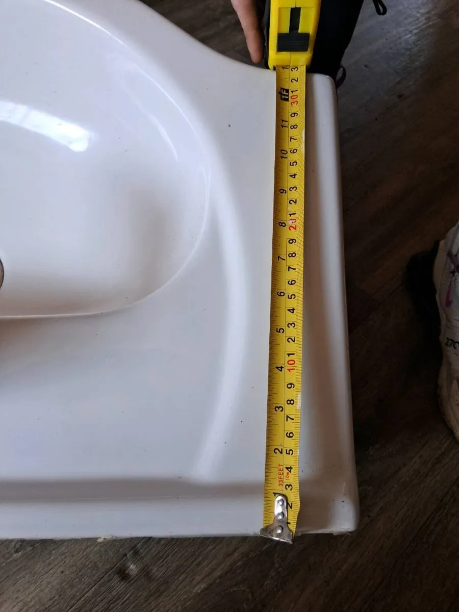 Bathroom sink - Image 4