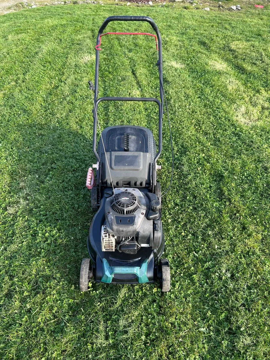 16” push lawnmower - Image 1
