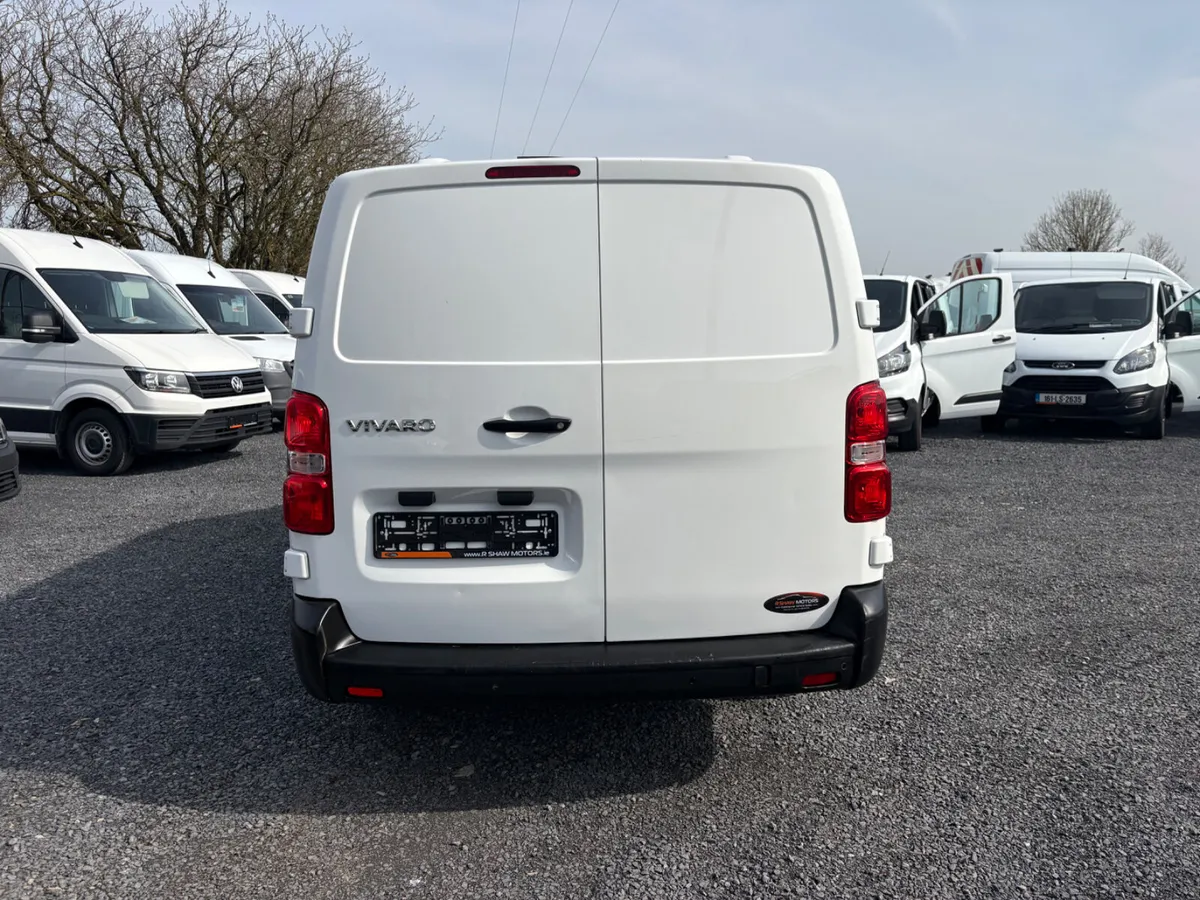 Vauxhall Vivaro - Image 3