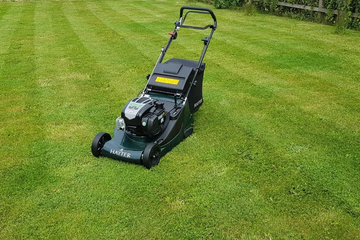Hayter Roller Lawnmowers - www.MOWER.ie
