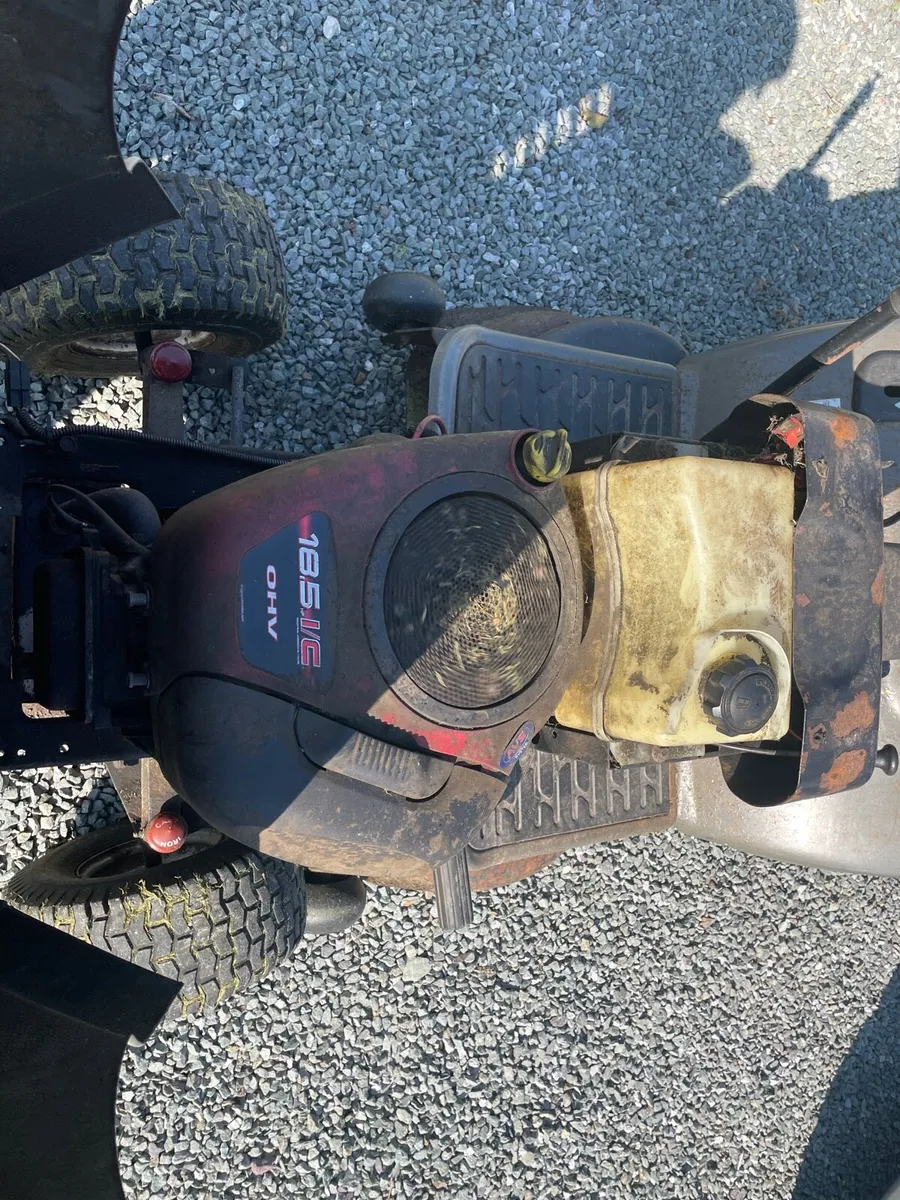 Craftman Ride on Mower - Image 4