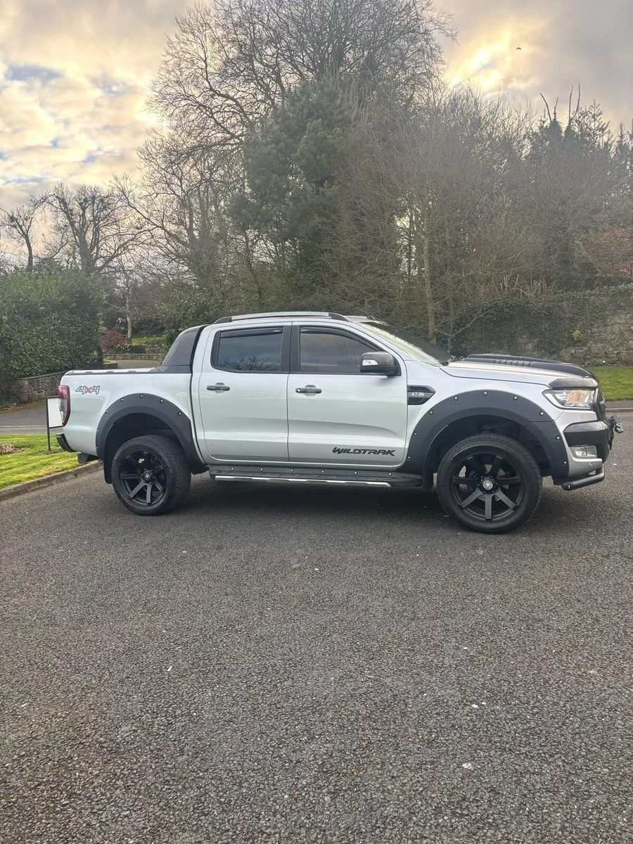 16 Ford Ranger - Image 1