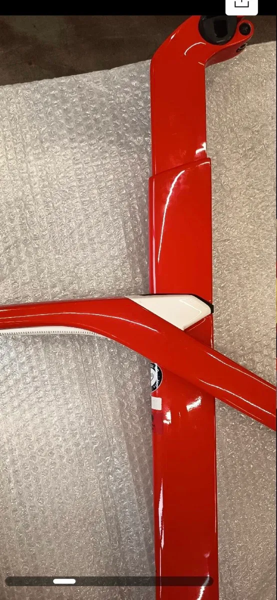 Trek madone gen 6 frameset - Image 3