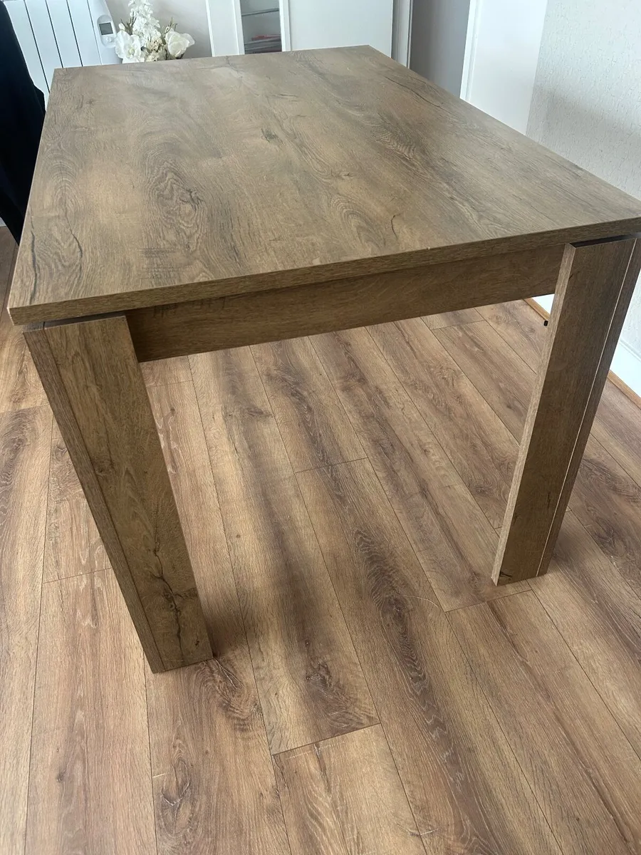 Dining table - Image 4