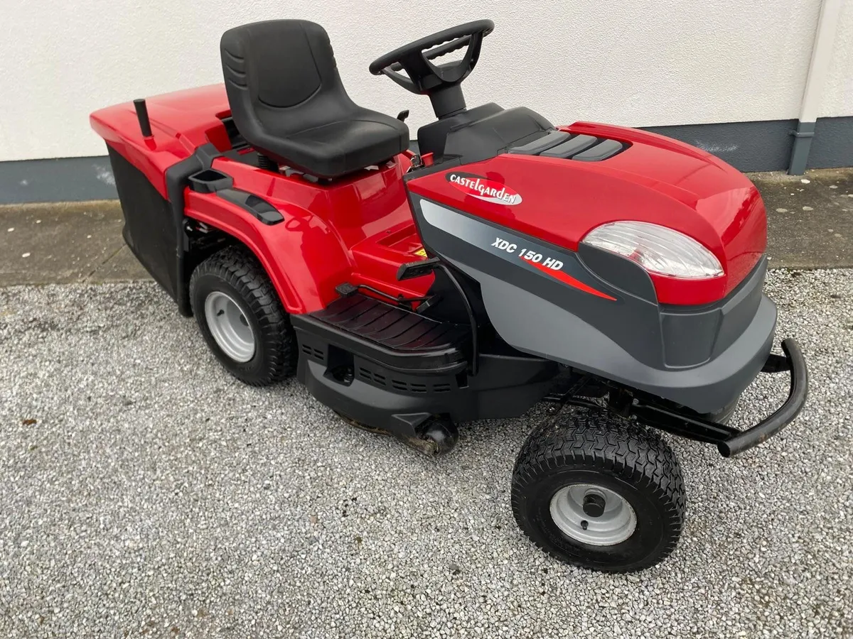Castlegarden Lawnmower - Image 1