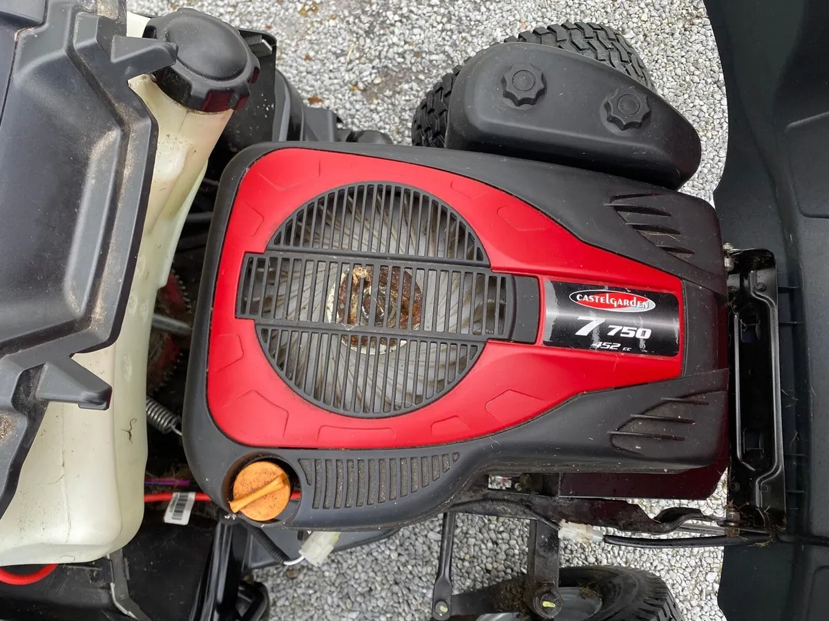 Castlegarden Lawnmower - Image 3