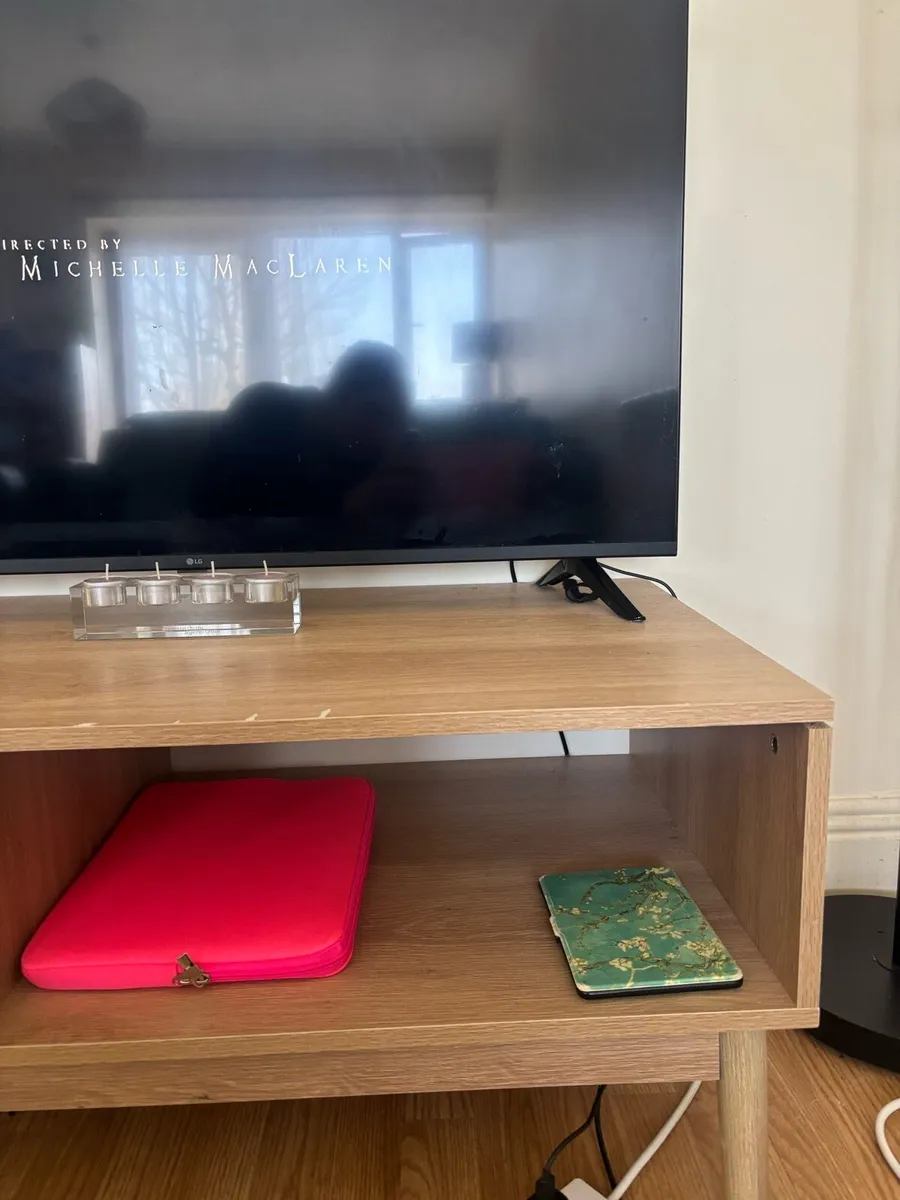 Tv media stand - Image 2