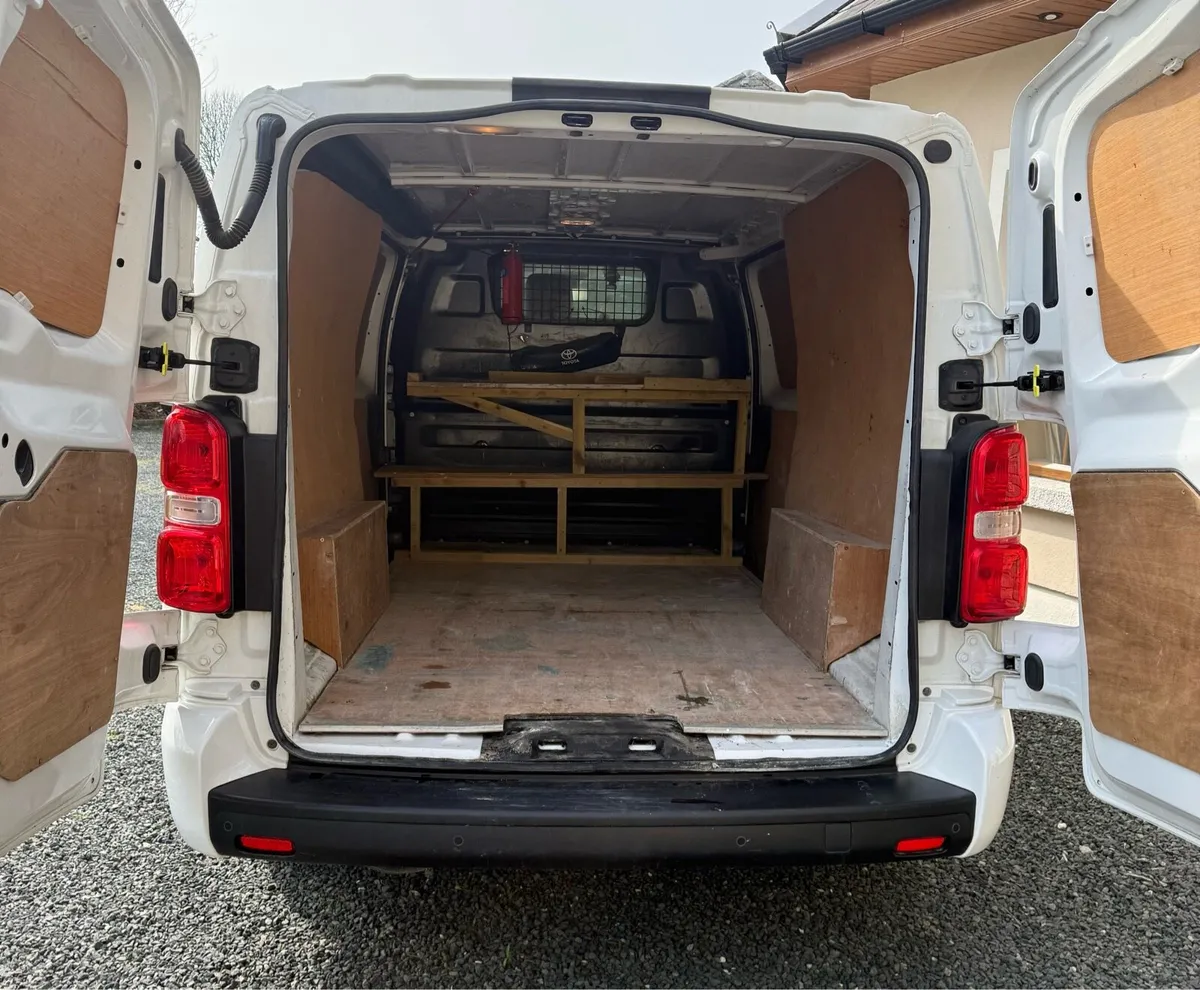 Toyota Proace - Image 4