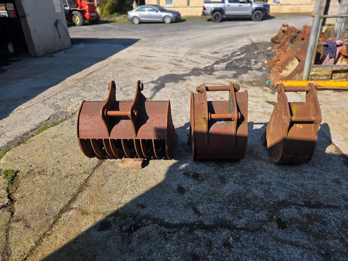 Cat  428/ 432  BUCKETS  RIDDLE  12+24 - Image 4