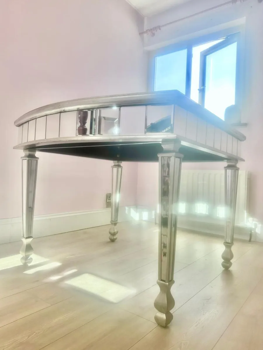 Excellent Condition Large Mirrored Dining Table - Image 2