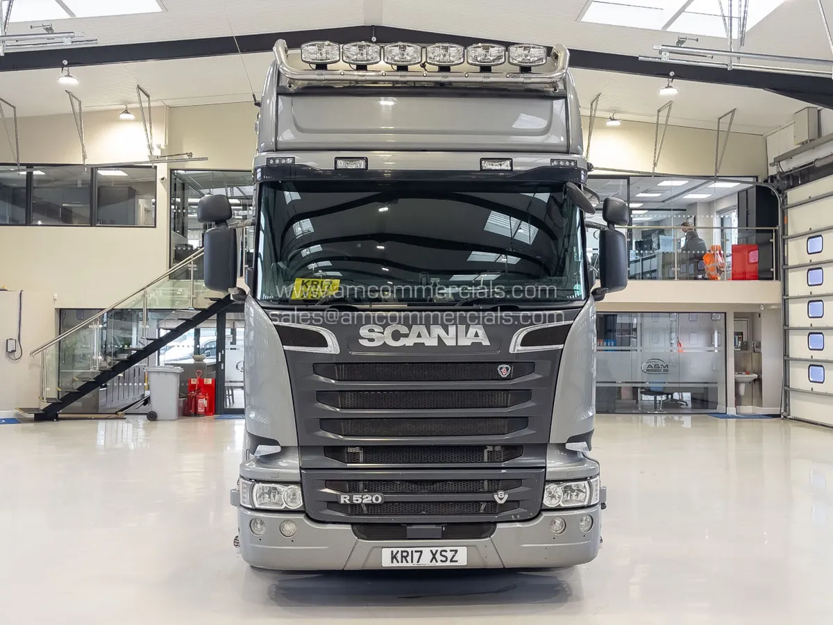 2017 SCANIA R520 V8 HIGH SLEEPER CAB - Image 2