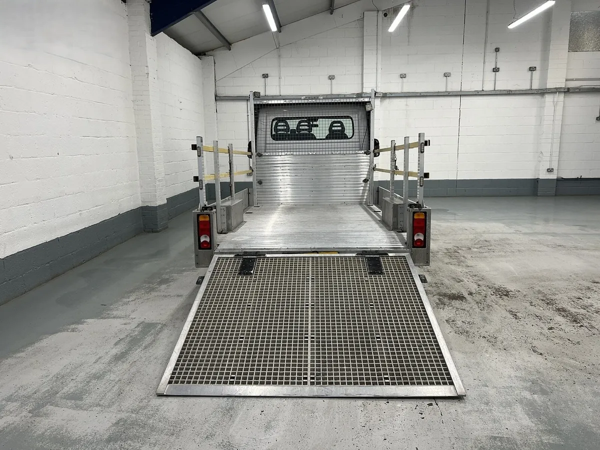 2021 Peugeot Boxer Dropside Van - Image 1