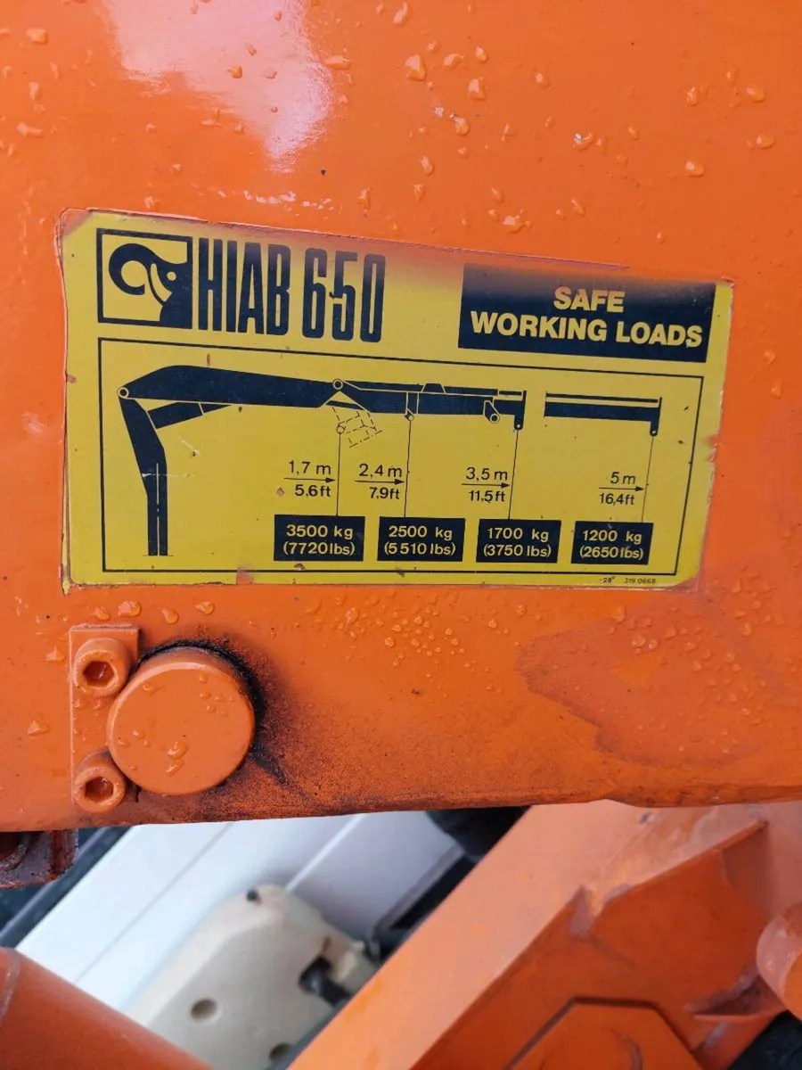 1983 Dodge Hiline - Image 2