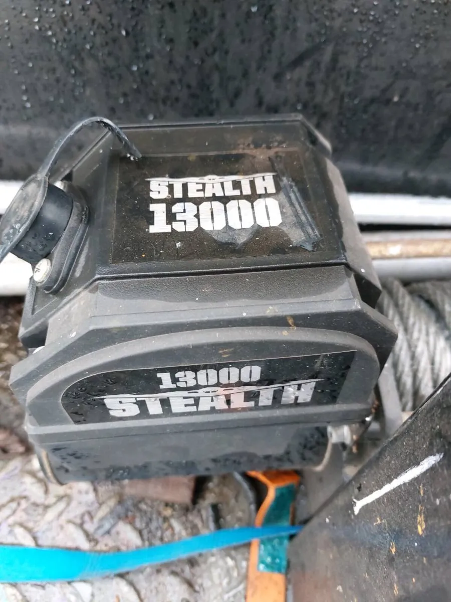 1983 Dodge Hiline - Image 3