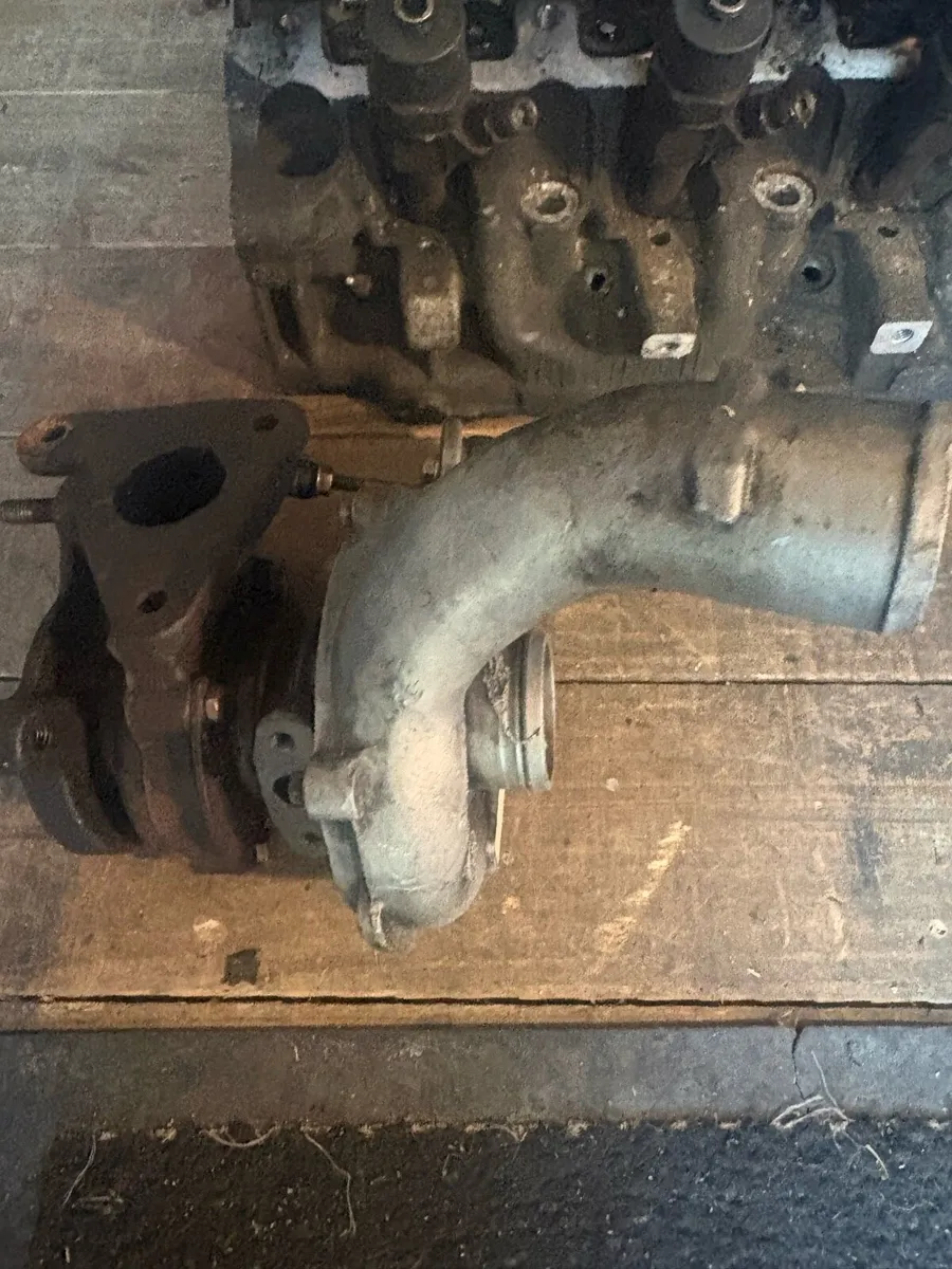 2004 Vivaro Head,Camshaft and Turbo - Image 2
