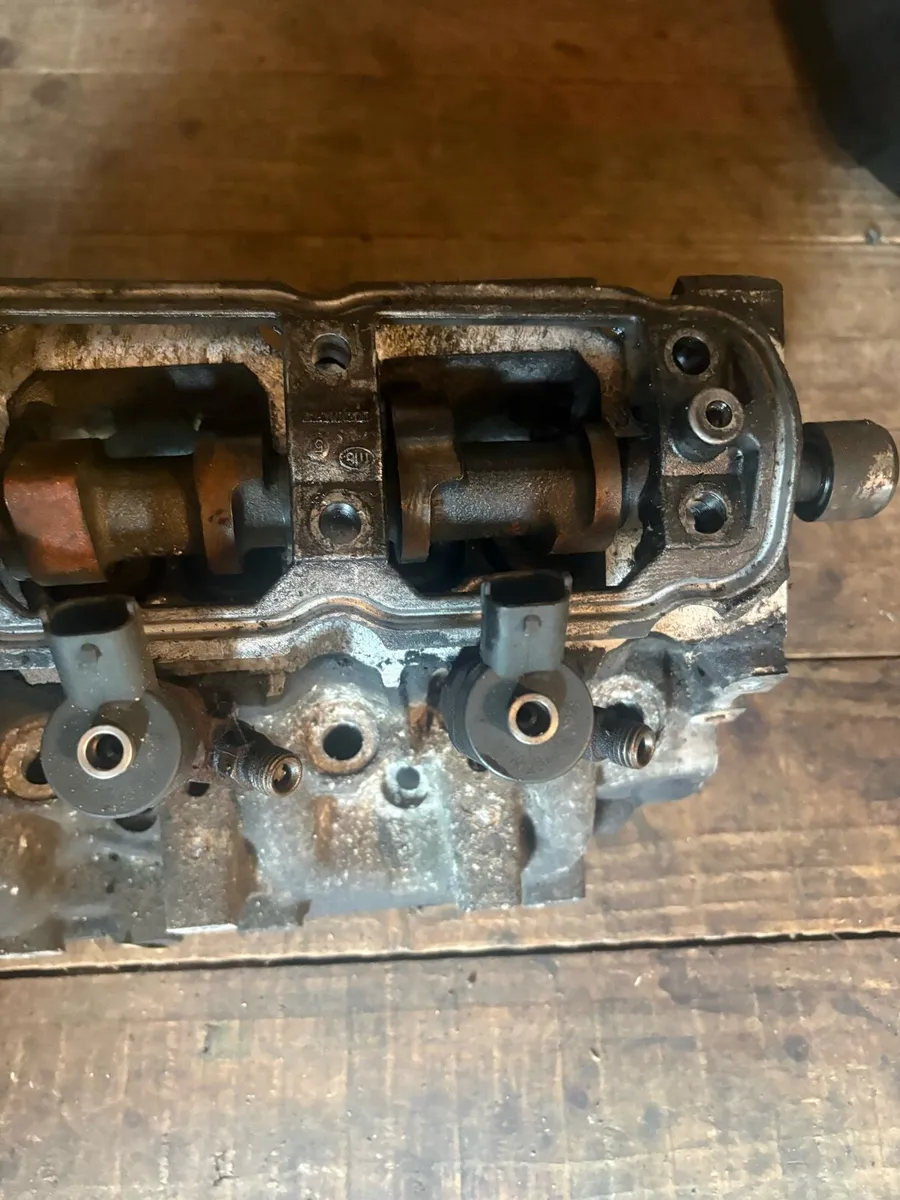 2004 Vivaro Head,Camshaft and Turbo - Image 4