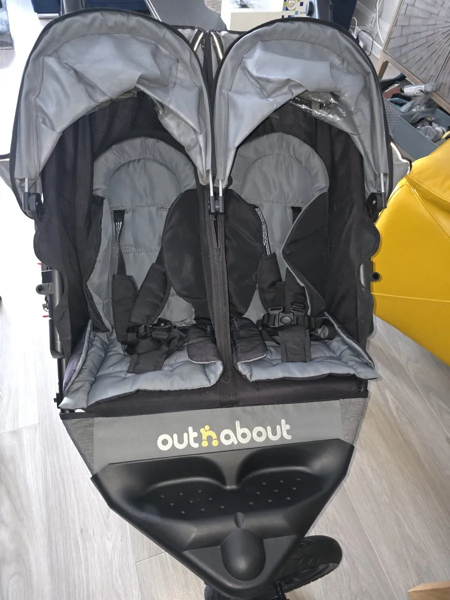 Out N About Double stroller - Image 1