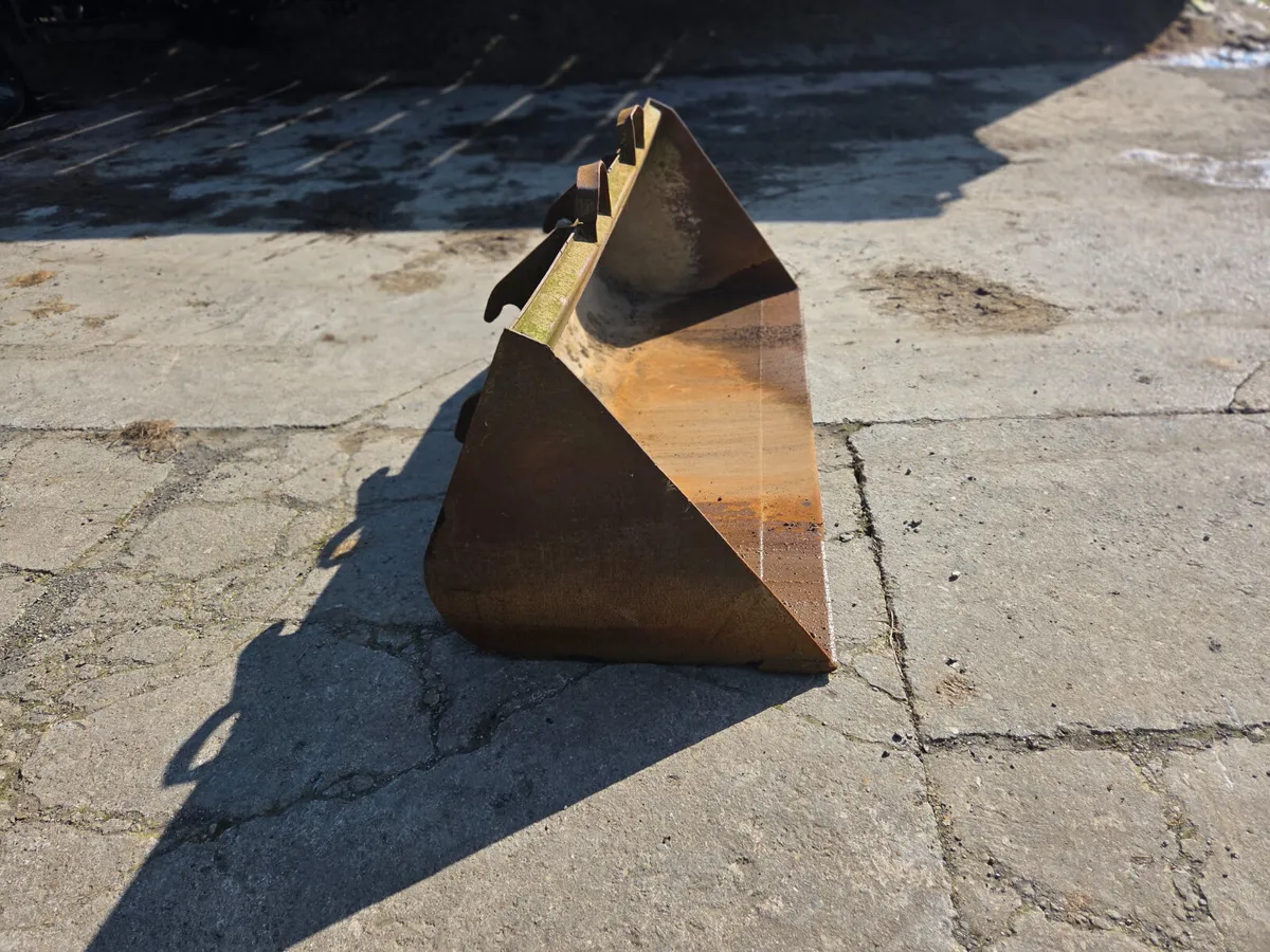 JLG  HANDLER BUCKET - Image 4