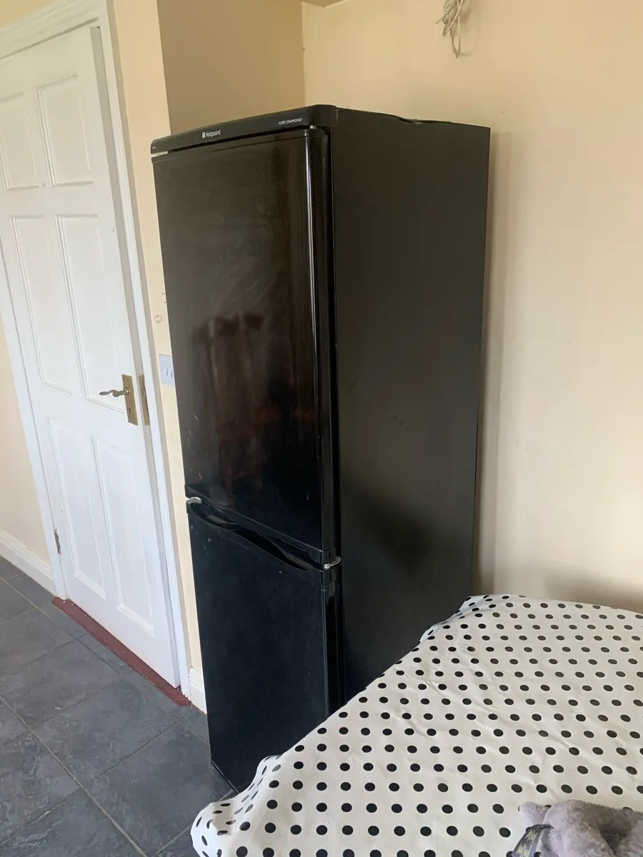 Hotpoint Fridge Freezer - Image 3