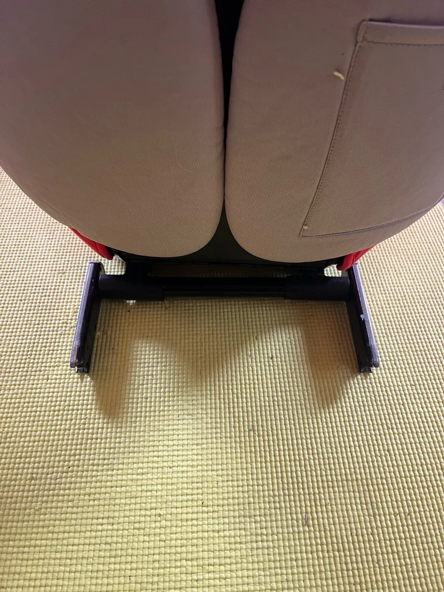 CYBEX CAR SEAT - Image 4