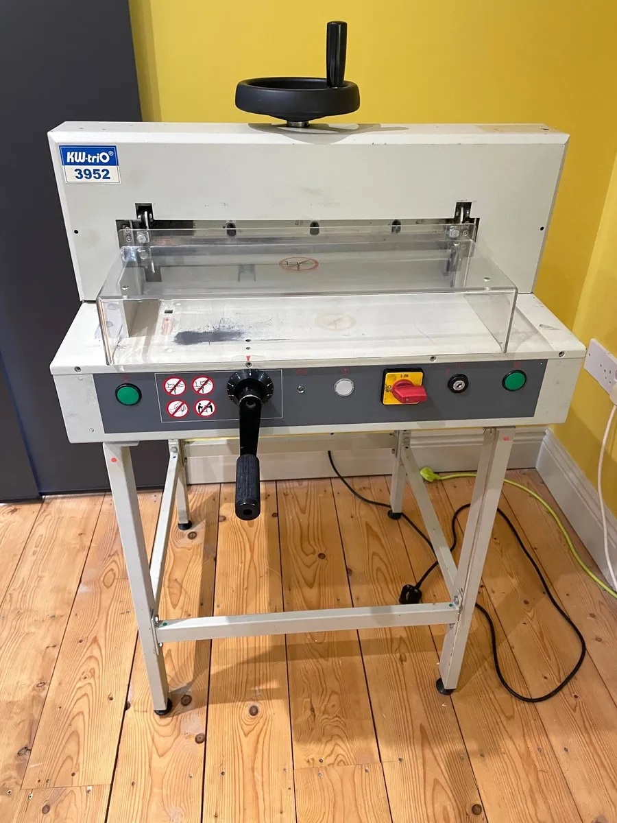 KW-Trio 3952 Electric Guillotine A3+ - Image 1