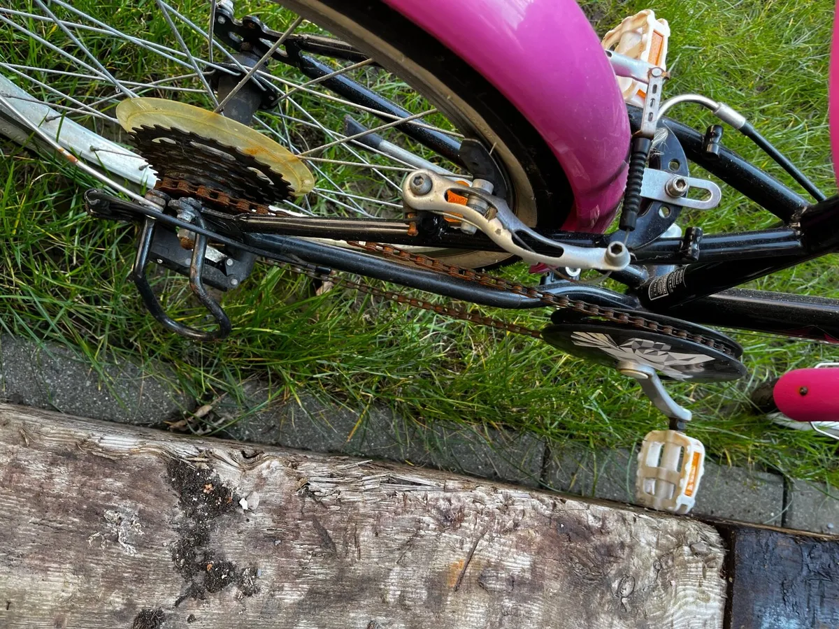 kids bicycle in Ballicollig - Image 3