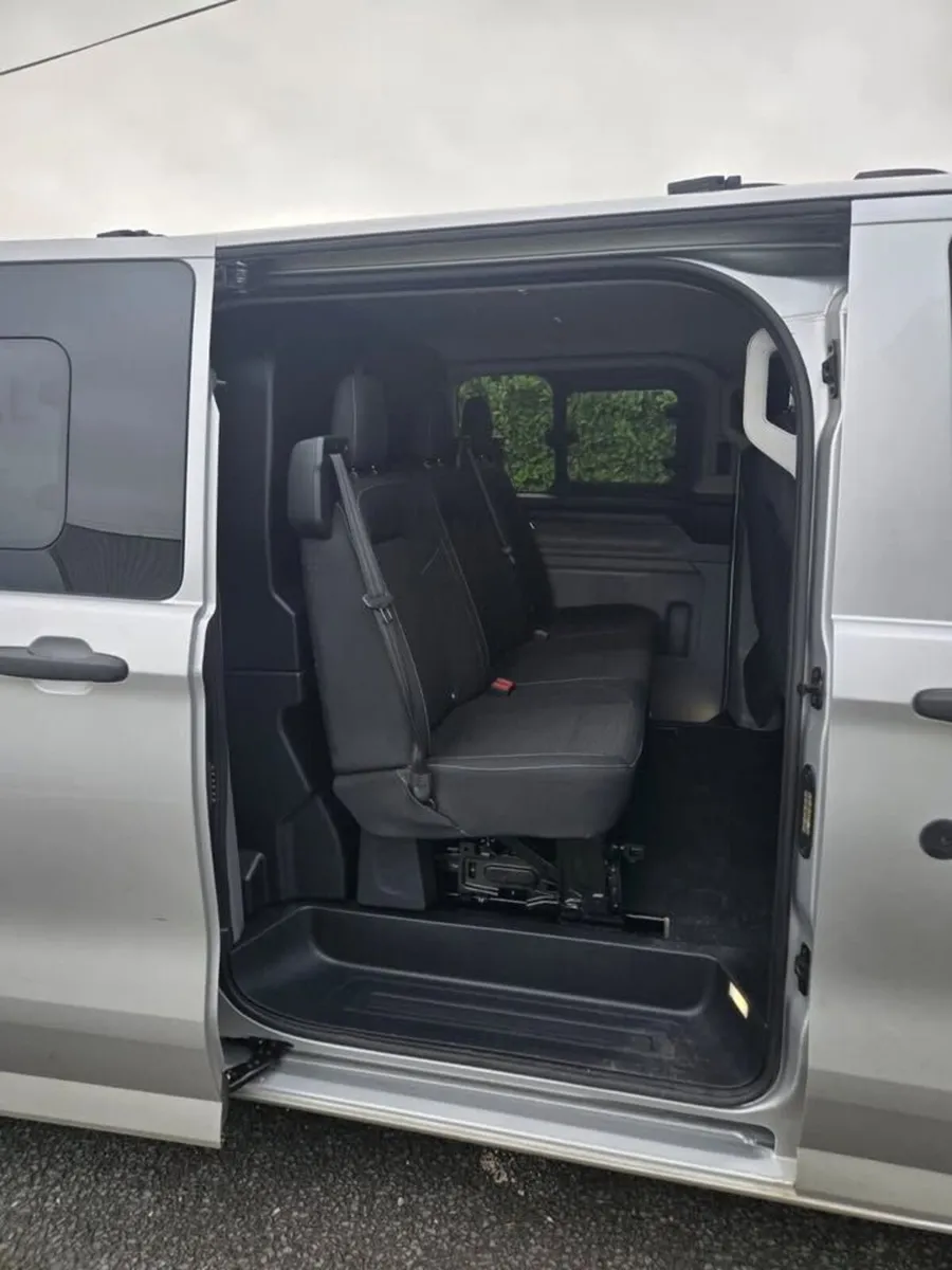 Ford Transit Custom 2025 - Image 4