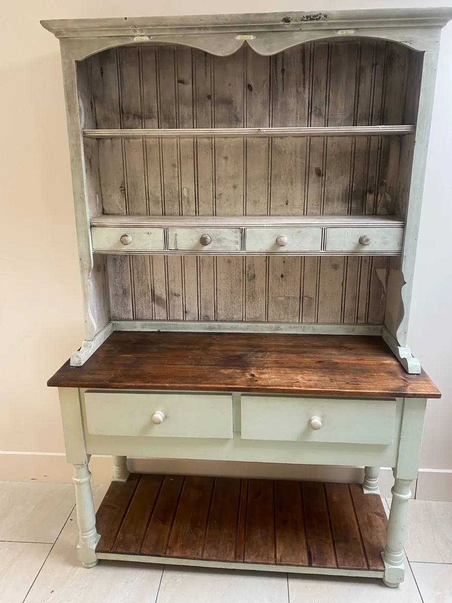 Kitchen Dresser. - Image 1