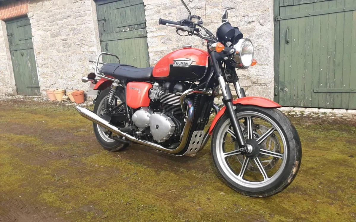 Best one in all of Ireland! Triumph bonneville se - Image 2