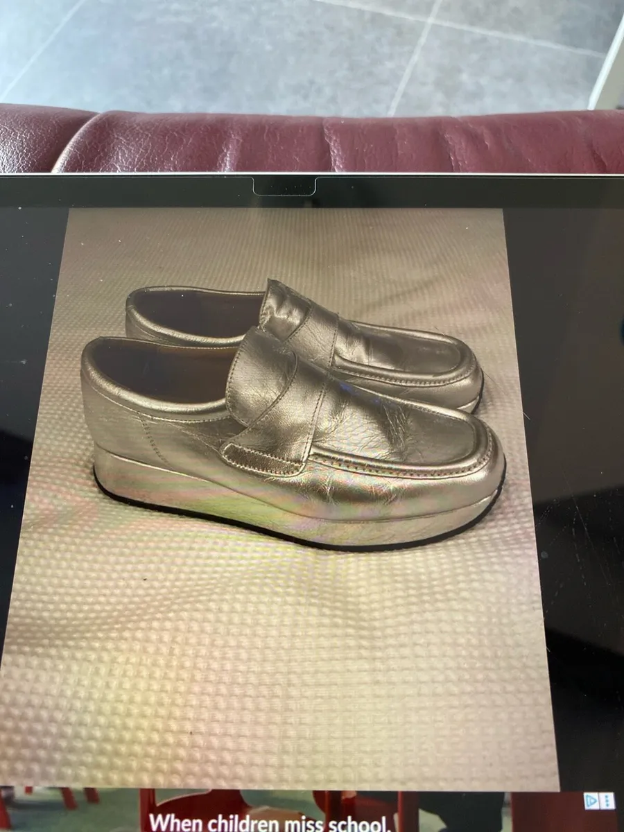 Silver wedge leather shoes size 6 - Image 2