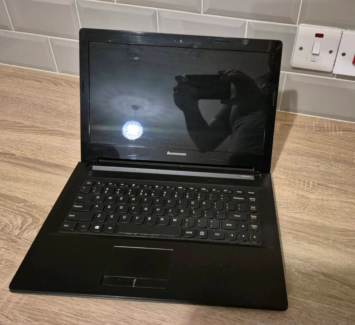 LENOVO G40-45 E1-6010 APU 2GB 500GB 14 INCH WINDOW - Image 1