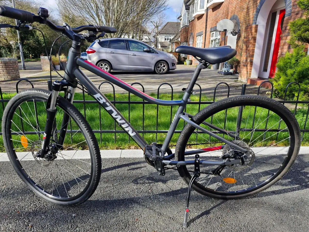 Hybrid bike as new condition disk brakes - Image 4