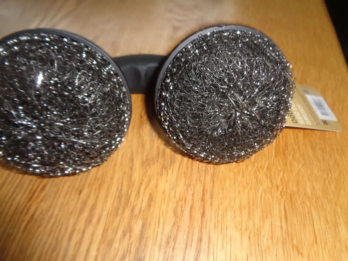 Double Head BBQ Cleaning Brush for Sale - Image 3