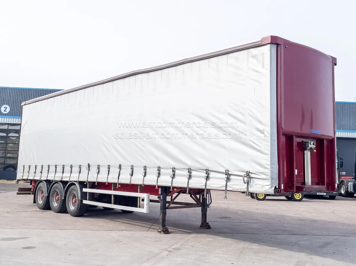 2012 SDC CURTAINSIDE TRAILER - Image 1