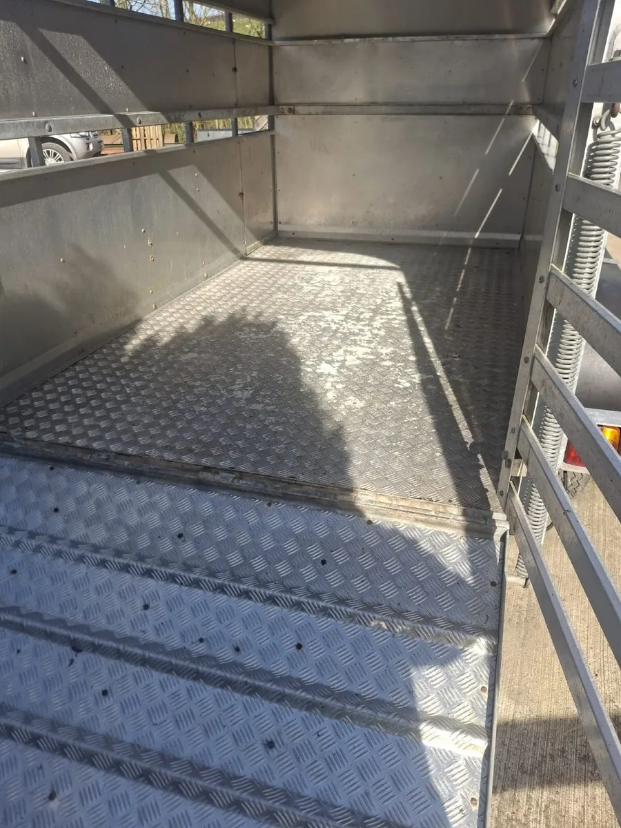 Cattle Trailer - Image 2